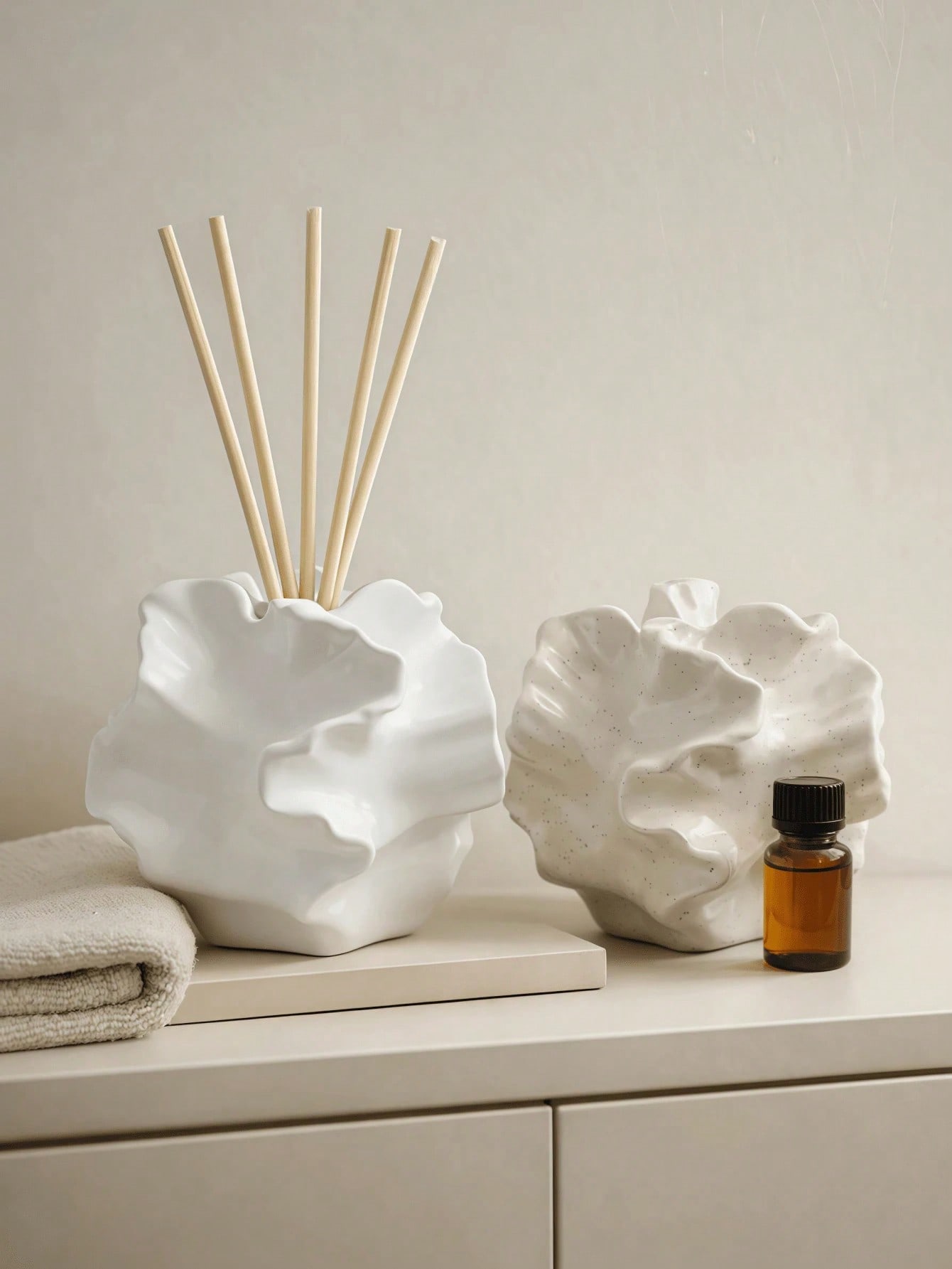 Home Fragrance Options - 1pc Modern Art Aroma Diffuser, Dual-Use